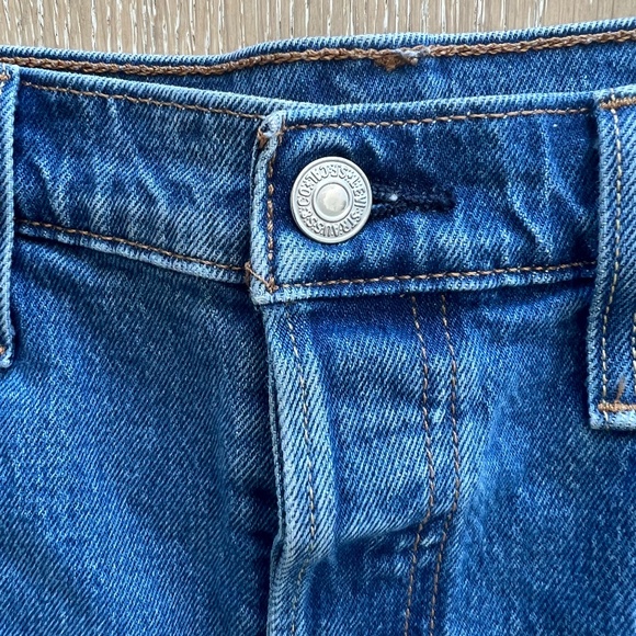Levi's 501® High Rise Button Fly Denim Cut Off Shorts Size 31 - Picture 2 of 13